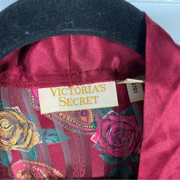 Victoria's Secret Gold Label Red Paisley Satin Pajama Set Vintage Size Medium - Picture 4 of 5